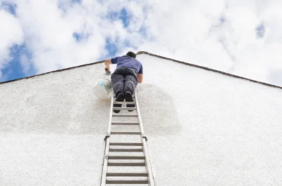 Peinture extérieure à Saint-Laurent-d'Olt — façades et ravalement